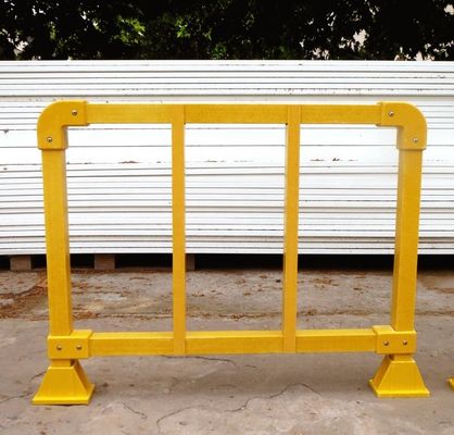 Chemical Resistant Pultruded GFRP Handrail Fence Insulated for Maximum Protection
