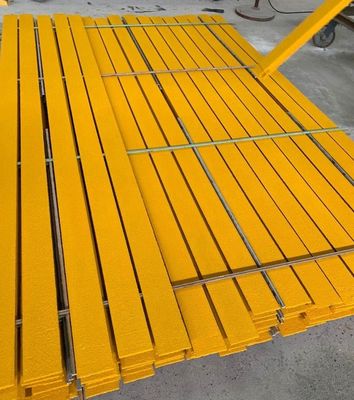 Non Slip Fiberglass Stair/Decking Strip with Cutting Service and Gritted Surface