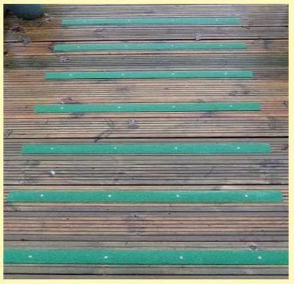 Non Slip FRP Stair Strip Fiberglass L Angle Profiles for Stair Nosing Cutting Service