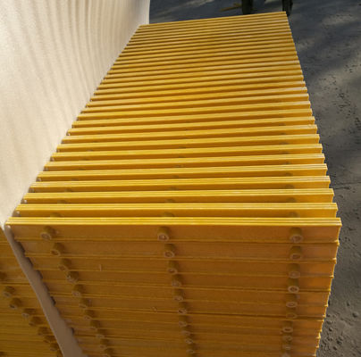 Lightweight FRP Fiberglass Grating Walkway Designed for Plastic Sidewalk Applications
