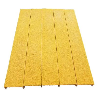 Slip Resistant Grited Surface FRP Stair Treads for Non Slip Steps in High Traffic Areas