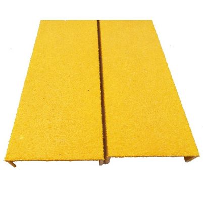 Slip Resistant Grited Surface FRP Stair Treads for Non Slip Steps in High Traffic Areas