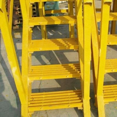 Slip Resistant Grited Surface FRP Stair Treads for Non Slip Steps in High Traffic Areas