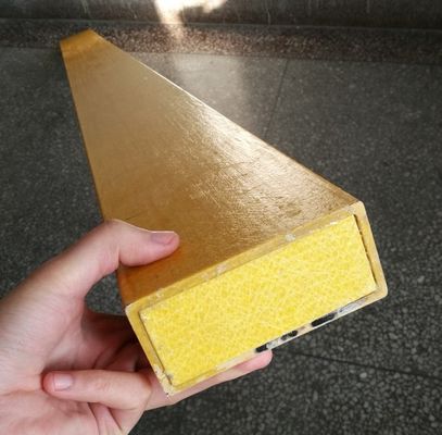 Cutting Edge Pultrusion Technology Durable Fiberglass Crossarm for Power Transmission