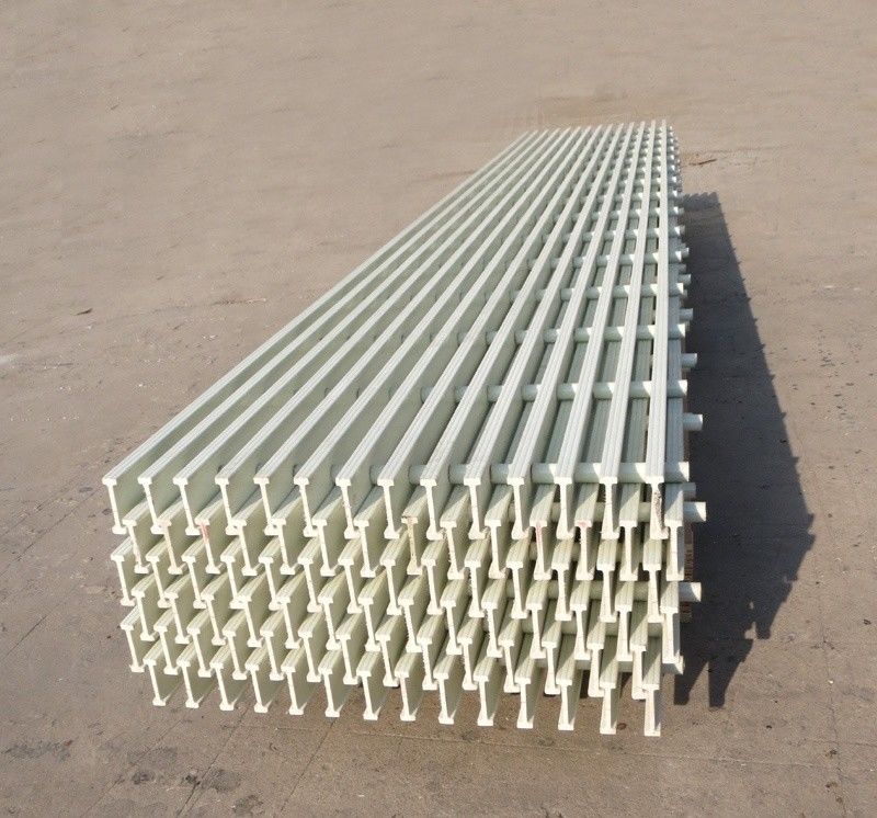Long Service Life Pultruded FRP Dock Grating Walkway with 40% Open Area and Cutting